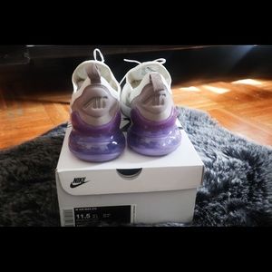 Women's Air Max 270 Sneaker in Purple & White
Nike